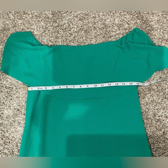 Charles Henry Off-Shoulder Emerald Dress Sz: M - Picture 7 of 11